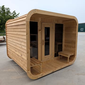 Great Canadian Saunas Luna 8×8 + Porch